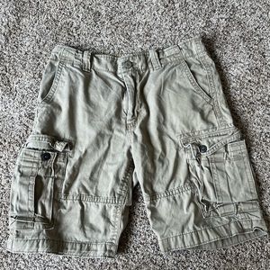 Size 32 Old Navy Cargo Shorts